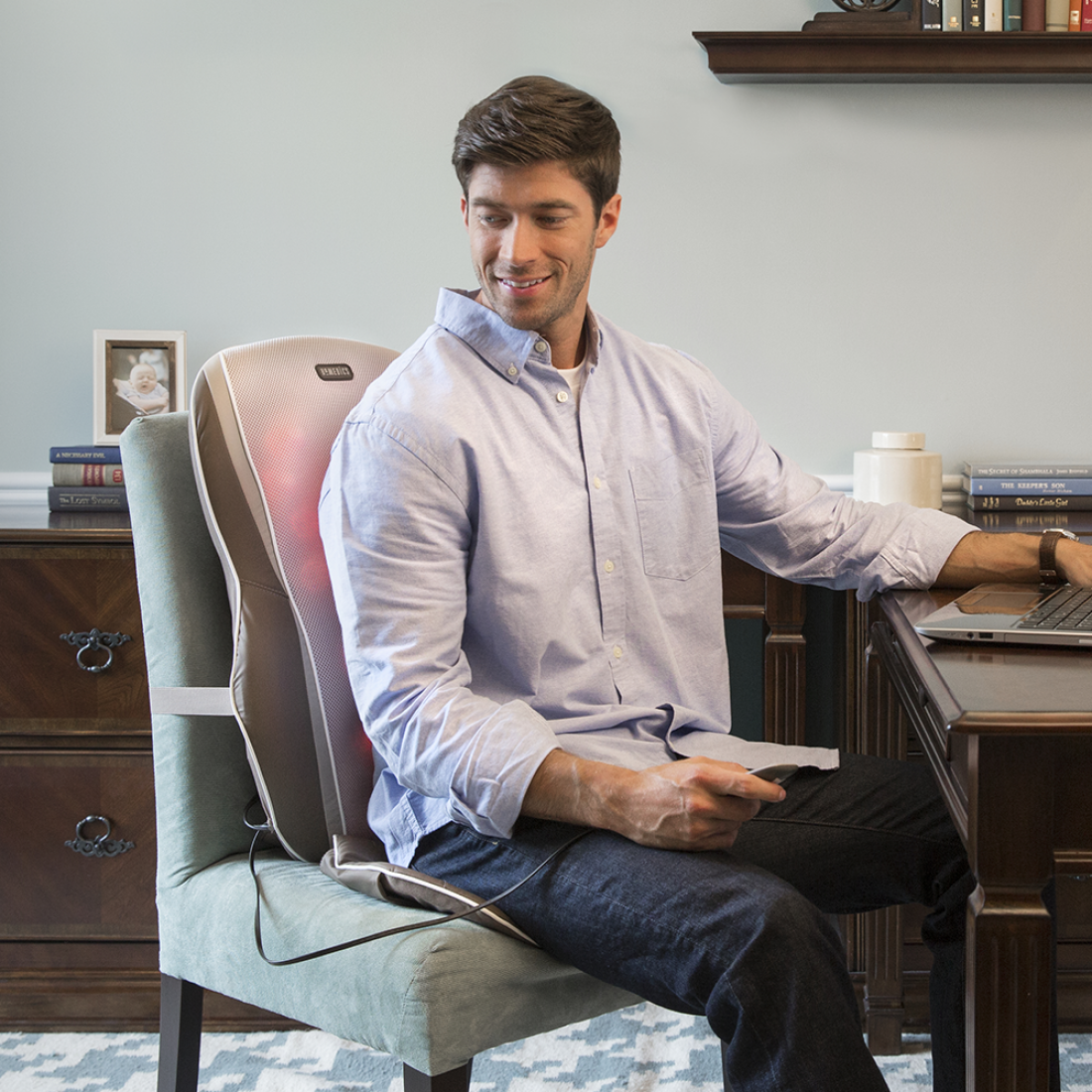 Homedics Triple Shiatsu Massage Cushion with Heat waltonmedical