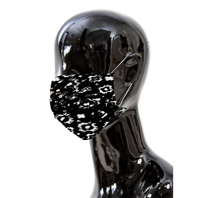 Reusable/Washable Face Mask in Deja Vu